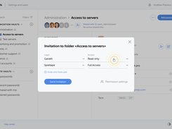 Invite a sus compañeros de equipo a bóvedas y carpetas